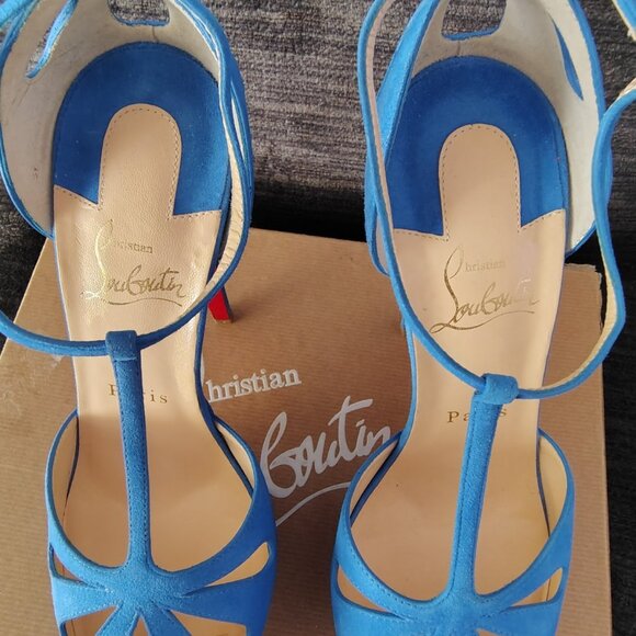 CHRISTIAN LOUBOUTIN Suede Cutout Accent T-Strap Pumps - Picture 5 of 16